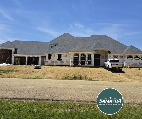 Shingle Roof - This is a beautiful new Atlas shingle roof. Shingle Roof - This is a beautiful new Atlas shingle roof.