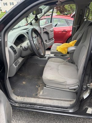 Local surveyor - As someone who takes pride in detailing, I recently cleaned a local surveyor’s car—day in and day out, it’s their mobile workspace. When you’re constantly on the move for work, your car can get messy fast. That’s why a regular, thorough clean isn’t just about looks—it’s about staying professional and comfortable on the job. Local surveyor - As someone who takes pride in detailing, I recently cleaned a local surveyor’s car—day in and day out, it’s their mobile workspace. When you’re constantly on the move for work, your car can get messy fast. That’s why a regular, thorough clean isn’t just about looks—it’s about staying professional and comfortable on the job.