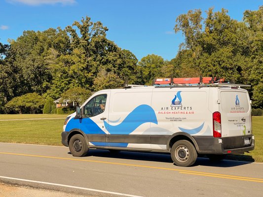 Emergency A/C Repair - No cold air? We provide emergency services 24/7, so we can help you restore your comfort as soon as possible.
