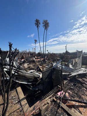 Debris removal - Removing debris from LA Fires Debris removal - Removing debris from LA Fires