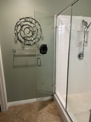 Shower door hardware replacement - Lower hinge broke and bottom seal missing. Causing door difficulties operating. Hinges replace with new. Bottom seal replaced as well. Shower door hardware replacement - Lower hinge broke and bottom seal missing. Causing door difficulties operating. Hinges replace with new. Bottom seal replaced as well.