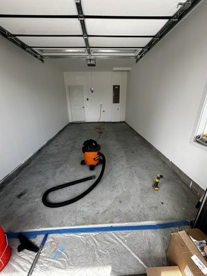New garage coating - This was in Fairfax Va, Client asked for a flake coating and I’d like to think we delivered. These flake coatings are great if you don’t want to spend big bucks on a metallic. Flake coatings are very very durable and add a nice and durable touch to any garage or commercial/residential area.