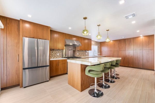Modern Brown Cabinets & White Countertops - Modern Brown Cabinets & White Countertops
This kitchen remodeling project was designed to balance modern style with warmth and functionality. Our client wanted a clean, updated look that still felt inviting—and the result is a beautiful, timeless kitchen they can enjoy every day.
Project Highlights:
Modern brown cabinets for a rich, elegant finish
Bright white countertops that create a fresh, modern contrast
Improved layout for better flow and everyday usability
Updated lighting to enhance the space and highlight key features
The combination of warm cabinetry and crisp countertops gives this kitchen a refined yet comfortable feel, perfect for cooking, gathering, and entertaining.
If you’re considering a kitchen remodel, Renovo Remodeling is here to guide you from design to completion with care, craftsmanship, and attention to detail.
Contact us today for a free consultation Modern Brown Cabinets & White Countertops - Modern Brown Cabinets & White Countertops
This kitchen remodeling project was designed to balance modern style with warmth and functionality. Our client wanted a clean, updated look that still felt inviting—and the result is a beautiful, timeless kitchen they can enjoy every day.
Project Highlights:
Modern brown cabinets for a rich, elegant finish
Bright white countertops that create a fresh, modern contrast
Improved layout for better flow and everyday usability
Updated lighting to enhance the space and highlight key features
The combination of warm cabinetry and crisp countertops gives this kitchen a refined yet comfortable feel, perfect for cooking, gathering, and entertaining.
If you’re considering a kitchen remodel, Renovo Remodeling is here to guide you from design to completion with care, craftsmanship, and attention to detail.
Contact us today for a free consultation