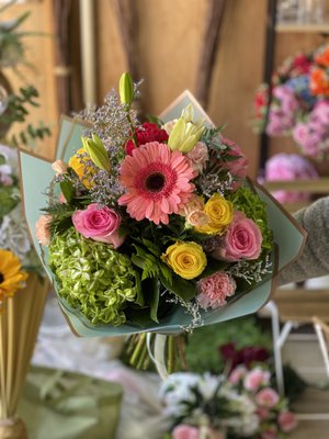 Congratulations Flowers & Bouquets - Get you beautiful floral arrangements today. Congratulations Flowers & Bouquets - Get you beautiful floral arrangements today.
