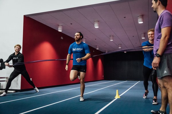 Sports Performance Training - Athletic Lab provides Sport Performance programs with elite coaching and world class training for youth through elite professionals. We are trusted by hundreds of professional, amateur and youth athletes from around the world. We offer Scholastic Prep (6-8th grade), Scholastic (9-12th grade), collegiate and professional athlete training.