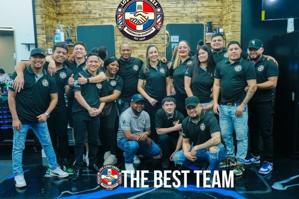 Los Compadres Dominican Haircuts - Los Compadres Haircuts is a modern and cozy barbershop that offers haircuts and shaves with a professional and personalized touch. Our team of expert barbers specializes in classic cuts, current styles, and razor shaves, providing a unique and comfortable experience for each client. In addition, we have additional services such as beard grooming, eyebrow design and hair treatments, all in a relaxed and friendly environment. At Los Compadres Haircuts, every visit is more than just a cut, it's a moment of confidence and style. Los Compadres Dominican Haircuts - Los Compadres Haircuts is a modern and cozy barbershop that offers haircuts and shaves with a professional and personalized touch. Our team of expert barbers specializes in classic cuts, current styles, and razor shaves, providing a unique and comfortable experience for each client. In addition, we have additional services such as beard grooming, eyebrow design and hair treatments, all in a relaxed and friendly environment. At Los Compadres Haircuts, every visit is more than just a cut, it's a moment of confidence and style.