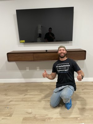 Floating Shelves installation - Floating Shelves