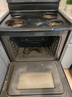 clean stove and oven - This was a unit to be clean to get ready for showing.
one bedroom one bathroom with an loft. clean stove and oven - This was a unit to be clean to get ready for showing.
one bedroom one bathroom with an loft.