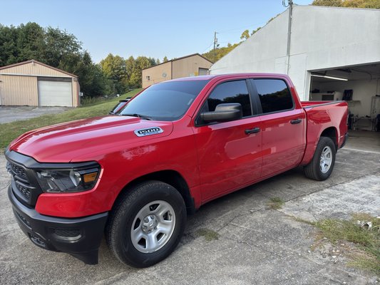 2024 Ram 1500 - 5% all around with sun strip on windshield 2024 Ram 1500 - 5% all around with sun strip on windshield