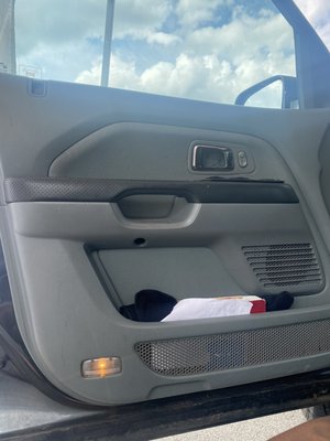 Replacing both front door lock actuators on a 2003 Honda Pilot - Neither of the both front door locks would lock and unlock with the key or with the lock buttons. Checked operation and found both door lock actuators were faulty. Replaced and retested okay Replacing both front door lock actuators on a 2003 Honda Pilot - Neither of the both front door locks would lock and unlock with the key or with the lock buttons. Checked operation and found both door lock actuators were faulty. Replaced and retested okay