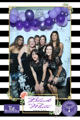 Mirror Booth - Magical Mirror Photo Booth for Weddings and corporate events
