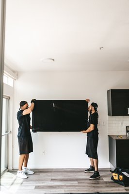 TV Packing - We always taking extra care of your valuable items. TV Packing - We always taking extra care of your valuable items.