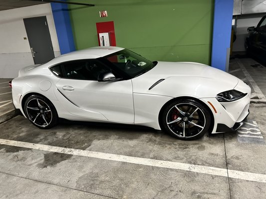 Exterior Detailing - We bring back that glossy, like-new finish with hand washes, paint-safe products, clay bar treatment, and pro wax or sealant. Your car’s shine, delivered to your doorstep.