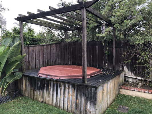 Hot Tub & Spa Disposal by Ken’s Green Junk Removal - Getting rid of an old hot tub or spa can be a challenging task, but Ken’s Green Junk Removal makes the process easy and stress-free. Our experienced team will safely dismantle, remove, and haul away your unwanted hot tub or spa, ensuring proper disposal or recycling whenever possible.
We handle the heavy lifting, so you don’t have to! Whether your hot tub is in your backyard, deck, or patio, we’ll take care of everything efficiently and leave your space clean and clutter-free.
Call us today for a free estimate and let us take care of your hot tub removal needs!