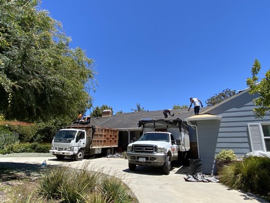 Reroof. Pacific Palisades. Certainteed Landmark TL shingles. - Installed Certainteed Landmark Solaris TL shingles. The Color is Platinum. Reroof. Pacific Palisades. Certainteed Landmark TL shingles. - Installed Certainteed Landmark Solaris TL shingles. The Color is Platinum.