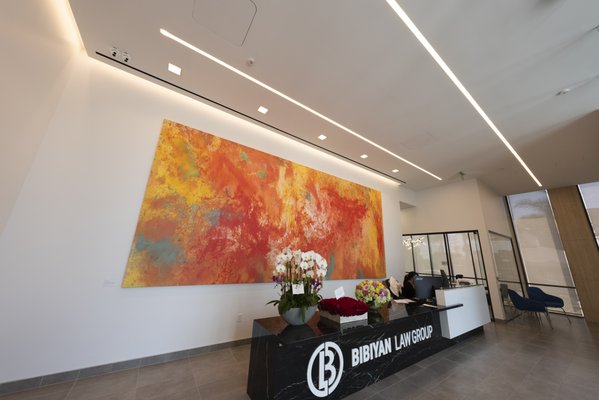 Functional Office Building in Westwood - The Project
Our client needed a refined lighting solution for their Westwood office to reflect the professionalism of their legal practice. We provided custom linear lighting using the NS.5050 profile and RTS fixtures, tailored to enhance the space’s visual appeal and create an environment of elegance. The project included over 50 RTS fixtures, each with a CRI of over 96%, ensuring a vibrant and welcoming office atmosphere.

Technical Aspects
Our team selected the NS.5050 profile for its sleek design and high lumen output, perfectly suited for cove lighting. The RTS fixtures, available in 4 and 8 feet, were placed to deliver uniform, high-CRI lighting. Fully dimmable, this setup offers precise control over the office lighting, achieving a balance of functionality and aesthetics that aligns with Bibiyan Law’s standards.