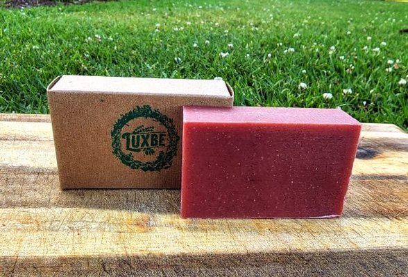 Hand Made Multi Functional Soaps! - It helps nourish the skin with Vitamin C and antioxidants.
It’s great for oily skin and helps unclog pores. It relieves cracks on your skin and also helps with protecting skin against infections. Hand Made Multi Functional Soaps! - It helps nourish the skin with Vitamin C and antioxidants.
It’s great for oily skin and helps unclog pores. It relieves cracks on your skin and also helps with protecting skin against infections.