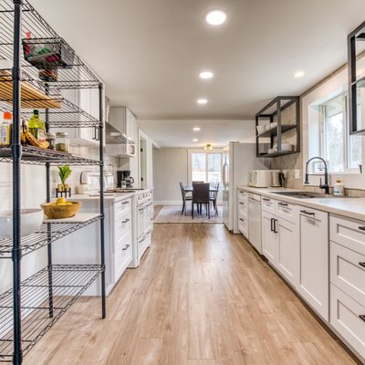 Tanner Darby - A beautiful 2 bed 1 bath home remodeled home from a 1909 build home in need of a full remodeling. the home owners now are in love and more comfortable in there updated home.