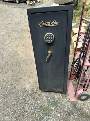 Locksmith/Safecraker Services - Full service Locksmith and Safecraker. Locksmith/Safecraker Services - Full service Locksmith and Safecraker.