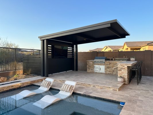 4K PATIO COVER - A cantilever 4K patio cover is a modern, high-end aluminum shade structure designed with a sleek, minimalist appearance. The cantilever design means the support posts are placed at the rear or sides, allowing the cover to extend outward without front posts, creating an unobstructed, floating look.