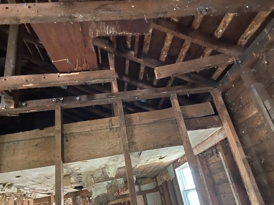 Whole house remodle - Full gut and remodle. From the studs. All new flooring, Paint, went from a 2 bed 1 bath to a 3 bed 2 bath. Whole house remodle - Full gut and remodle. From the studs. All new flooring, Paint, went from a 2 bed 1 bath to a 3 bed 2 bath.