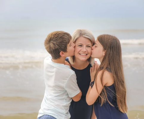 Family Portraits - We have many different packages for you to choose from, book your session today!