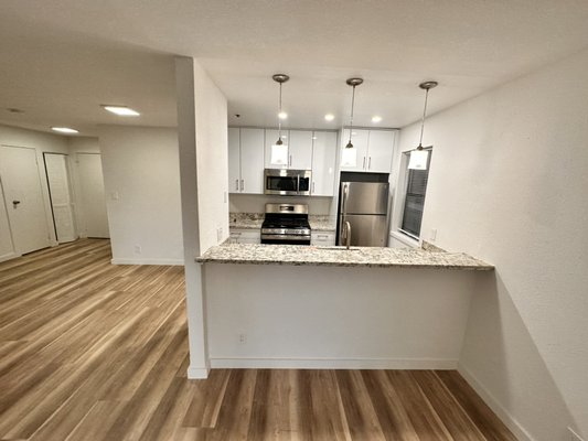 Kitchen and apartment remodeling - Gorgeous apartment remodeling Kitchen and apartment remodeling - Gorgeous apartment remodeling