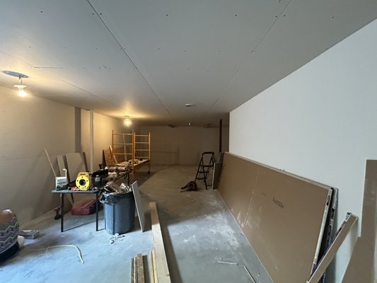 Basement remodeling - We take pride in our work. Here are some of our recent transformations.