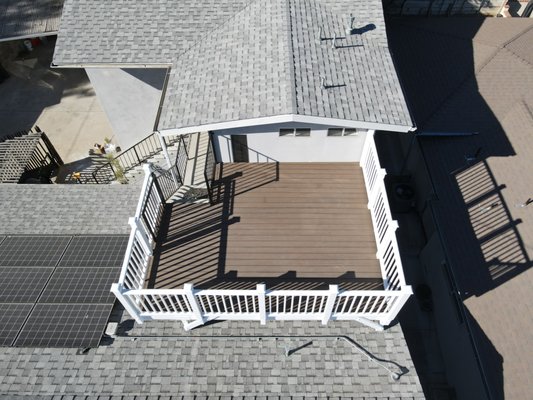 Free-Standing Roof Deck - We recently completed the framing for this stunning free-standing roof deck in Pasadena, giving our client the perfect spot to relax and enjoy the outdoors. 😎☀️ 

Now that they've completed the cosmetic work, the space looks absolutely incredible! 👏
Thinking about upgrading your space? Let us help bring your vision to life!