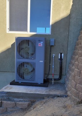 High efficient heater and A/C - Here is a Slim line 17 SEER Ac system that is perfect for saving money in those warm San Diego summers and fits in those tight walk ways. High efficient heater and A/C - Here is a Slim line 17 SEER Ac system that is perfect for saving money in those warm San Diego summers and fits in those tight walk ways.