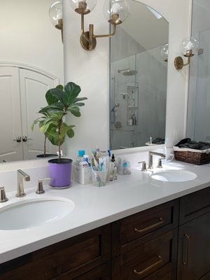 Bathroom cleanings - Results after an in-depth bathroom cleaning Bathroom cleanings - Results after an in-depth bathroom cleaning