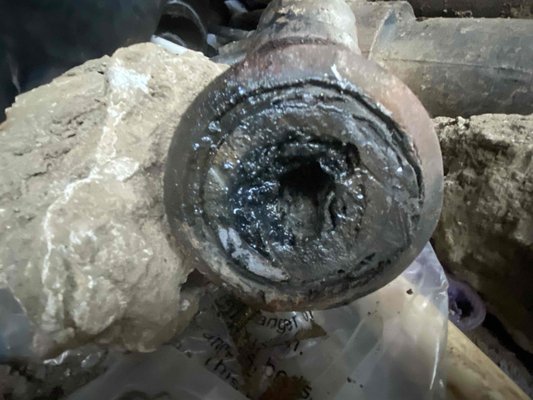 Cast Iron Piping Removal - MVP removed all cast iron piping under the home that was corroded and had multiple leaks. Brand new
abs piping was installed. Cast Iron Piping Removal - MVP removed all cast iron piping under the home that was corroded and had multiple leaks. Brand new
abs piping was installed.