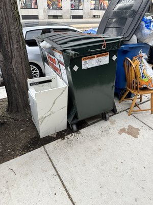 Curbside pick up and construction debris removal - Got a short notice call from a customer requesting curbside pickup along with some construction debris removal. Got there promptly and in 30 mins, we were in and out!