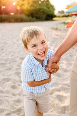 Beach Session 2026 - I absolutely loved capturing the beautiful family in Guilford, CT! I hadn't shot here before but was blown away by the views. The family had the best time and we even