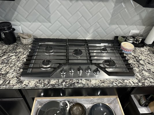 Cooktop Gas Leak - Ensure the safety of your home and family with our comprehensive gas leak search service for cooktops. Gas leaks can pose serious risks, including fire hazards and health concerns. Our expert appliance repair technicians utilize advanced equipment and techniques to meticulously inspect your cooktop for any signs of gas leaks. From checking gas lines to examining burner connections, we leave no stone unturned in our quest to detect and address potential leaks. With our prompt and thorough gas leak search service, you can enjoy peace of mind knowing that your cooktop operates safely and efficiently. Don't take chances with gas leaks—trust our skilled professionals to keep your home secure. Schedule your gas leak search today. Cooktop Gas Leak - Ensure the safety of your home and family with our comprehensive gas leak search service for cooktops. Gas leaks can pose serious risks, including fire hazards and health concerns. Our expert appliance repair technicians utilize advanced equipment and techniques to meticulously inspect your cooktop for any signs of gas leaks. From checking gas lines to examining burner connections, we leave no stone unturned in our quest to detect and address potential leaks. With our prompt and thorough gas leak search service, you can enjoy peace of mind knowing that your cooktop operates safely and efficiently. Don't take chances with gas leaks—trust our skilled professionals to keep your home secure. Schedule your gas leak search today.