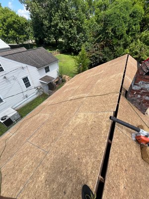 Roofing replacement - roofing replacement in Knoxville tn,
description of work:
-tear off old shingles
-new asphalt shingles installation.
-osb installation entire roof.
-type and color of shingles: atlas black color Roofing replacement - roofing replacement in Knoxville tn,
description of work:
-tear off old shingles
-new asphalt shingles installation.
-osb installation entire roof.
-type and color of shingles: atlas black color