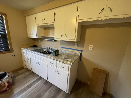 Professional cabinet painting - Cabinet painting
