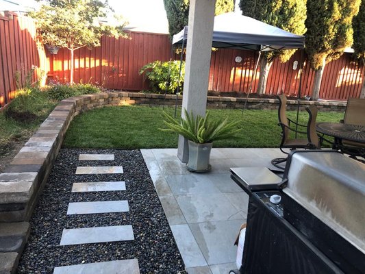 Backyard landscaping - Beautiful backyard landscaping. Fresh sod, irrigation system, stone walkway, brick wall, & tile patio✅ Backyard landscaping - Beautiful backyard landscaping. Fresh sod, irrigation system, stone walkway, brick wall, & tile patio✅