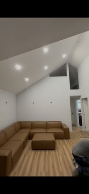 Raised ceiling - We raised this ceiling to make it feel more spacious. Raised ceiling - We raised this ceiling to make it feel more spacious.