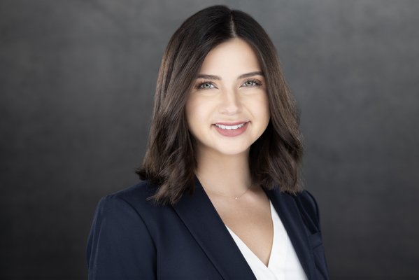 Headshots - Philippe Studio Pro's studio is located downtown Sacramento and we specialize in professional business headshots and on-site business profile content.