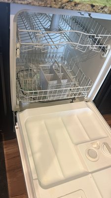 Deep clean Groveland good job - Esta limpieza fue realizada en una casa vacía para re alquilarla se hizo una limpieza bien profunda. En cada espacio de la casa tomamos en cuanta cada detalle y cumplimos las expectativas del cliente y siempre nos preocupamos por en los detalles y eso nos hace marcar la diferencia Deep clean Groveland good job - Esta limpieza fue realizada en una casa vacía para re alquilarla se hizo una limpieza bien profunda. En cada espacio de la casa tomamos en cuanta cada detalle y cumplimos las expectativas del cliente y siempre nos preocupamos por en los detalles y eso nos hace marcar la diferencia