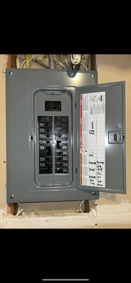 100A Sub-Panel upgrade + 2 new circuits - We upgraded this 30+ year old Sub-Panel with a new state-of-the-art SquareD 100A Sub panel with a main disconnect breaker and 2 new circuits. One to the bedroom & living room in as little as 1 day.