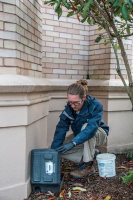 Say Goodbye to Rodent Problems - At Interstate Pest Management, our rodent control experts are highly trained in the biology and behavior of rodents. These pests breed so rapidly that just one female mouse can produce more than 100 babies within a year! For that reason, we understand that in order to provide effective rodent control, it’s crucial to act fast—but smart.