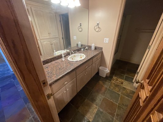 RPV PVE Bathrooms - This bathroom remodel was designed for a wall between vanity and tub/ toilet room to be removed for an open space .
Tub was converted to a large walking shower gained by removing ( none constructed wall ) RPV PVE Bathrooms - This bathroom remodel was designed for a wall between vanity and tub/ toilet room to be removed for an open space .
Tub was converted to a large walking shower gained by removing ( none constructed wall )