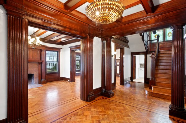 Home renovated, marketed and sold - Restored and remodeled home Home renovated, marketed and sold - Restored and remodeled home