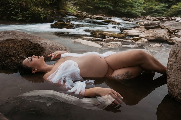 Maternity, Mommy+Me, Family - Maternity, Mommy and Me, Family sessions, on location Maternity, Mommy+Me, Family - Maternity, Mommy and Me, Family sessions, on location