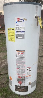 Water heater replacement - Owners new home needed her water heater replaced. Frausto plumbing services was able to replace her water heater in less than a day. Water heater replacement - Owners new home needed her water heater replaced. Frausto plumbing services was able to replace her water heater in less than a day.