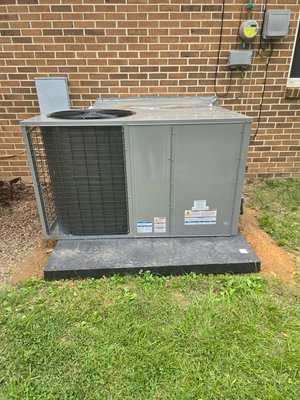 Lynnwood office changeout - we removed old existing package unit. Installed a new american standard package heatpump and pad.