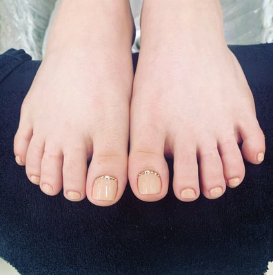 Pedicure - Our pedicure services is based in organic products, using milk and honey for a better look and feeling of the feet. We do deep cleaning of cuticle removal and hangin skin with specialized equipment and tools for the feet. We also provide our pedicure spa that has mixture of ingredients for a better relaxing experience, aroma therapy, softness, deep exfoliating treatment, foot mask and deep massage all of our pedicure conclude with the polish of your choice either regular color or gel. Pedicure - Our pedicure services is based in organic products, using milk and honey for a better look and feeling of the feet. We do deep cleaning of cuticle removal and hangin skin with specialized equipment and tools for the feet. We also provide our pedicure spa that has mixture of ingredients for a better relaxing experience, aroma therapy, softness, deep exfoliating treatment, foot mask and deep massage all of our pedicure conclude with the polish of your choice either regular color or gel.
