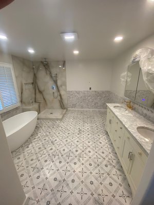 Full bathroom remodel from rough plumbing to finish fixtures - Full bathroom remodel from rough plumbing to finish fixtures Full bathroom remodel from rough plumbing to finish fixtures - Full bathroom remodel from rough plumbing to finish fixtures